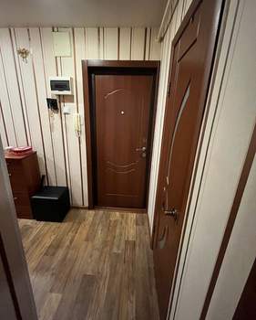3-к квартира, вторичка, 64м2, 1/9 этаж