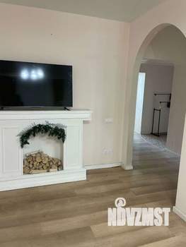 2-к квартира, вторичка, 84м2, 1/18 этаж