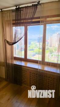 4-к квартира, вторичка, 90м2, 12/18 этаж