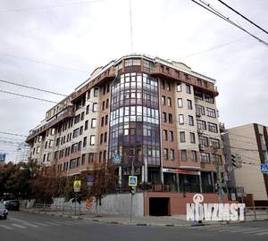 4-к квартира, вторичка, 186м2, 2/7 этаж