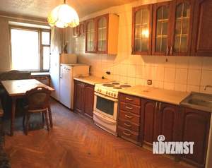 3-к квартира, вторичка, 108м2, 3/9 этаж