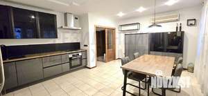 4-к квартира, вторичка, 205м2, 3/9 этаж