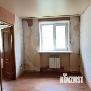 3-к квартира, вторичка, 55м2, 1/6 этаж