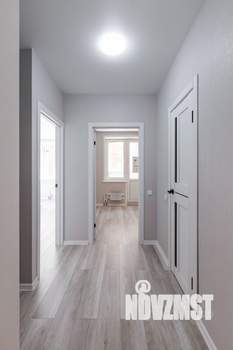 2-к квартира, вторичка, 58м2, 1/18 этаж