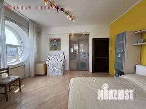 3-к квартира, вторичка, 140м2, 10/10 этаж