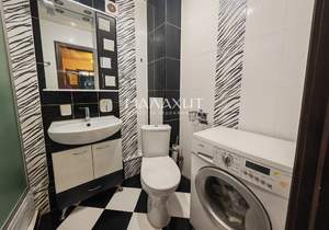3-к квартира, вторичка, 119м2, 9/10 этаж