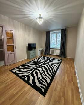 3-к квартира, вторичка, 74м2, 1/5 этаж