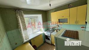 3-к квартира, вторичка, 54м2, 2/2 этаж