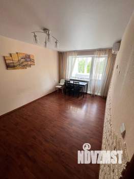 3-к квартира, вторичка, 63м2, 5/5 этаж