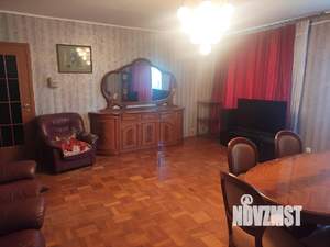 4-к квартира, вторичка, 128м2, 3/5 этаж