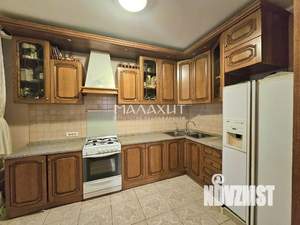 5-к квартира, вторичка, 215м2, 2/5 этаж