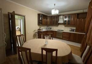 3-к квартира, вторичка, 128м2, 4/8 этаж