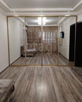 2-к квартира, вторичка, 61м2, 8/16 этаж