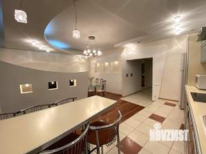 4-к квартира, вторичка, 121м2, 4/8 этаж