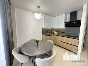 2-к квартира, вторичка, 80м2, 13/23 этаж