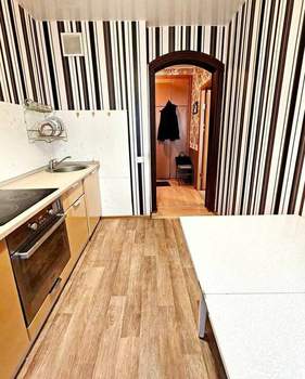 2-к квартира, вторичка, 52м2, 10/16 этаж