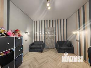 2-к квартира, вторичка, 74м2, 2/5 этаж