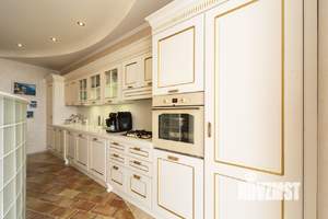 2-к квартира, вторичка, 80м2, 2/4 этаж