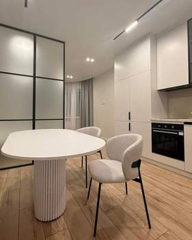 Студия квартира, вторичка, 40м2, 2/10 этаж