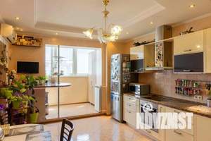 3-к квартира, вторичка, 125м2, 12/17 этаж