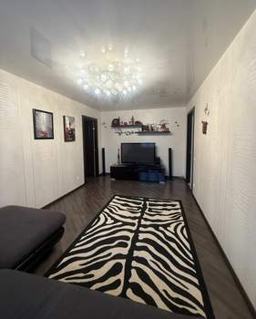 3-к квартира, вторичка, 58м2, 9/9 этаж