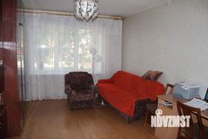 3-к квартира, вторичка, 63м2, 1/9 этаж
