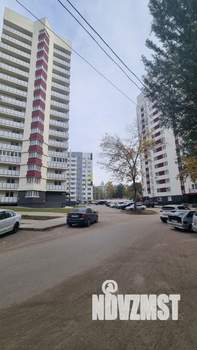3-к квартира, вторичка, 74м2, 1/10 этаж