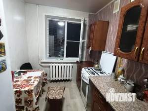 3-к квартира, вторичка, 61м2, 1/9 этаж