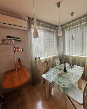 3-к квартира, вторичка, 113м2, 14/16 этаж