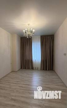 2-к квартира, вторичка, 57м2, 1/25 этаж