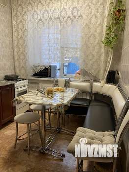 2-к квартира, вторичка, 43м2, 1/5 этаж