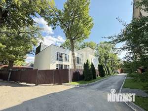 3-к квартира, вторичка, 180м2, 3/3 этаж