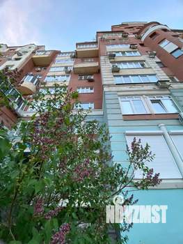 4-к квартира, вторичка, 205м2, 3/8 этаж
