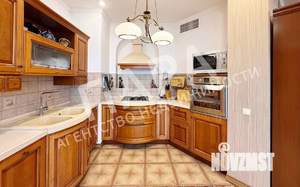 4-к квартира, вторичка, 183м2, 2/10 этаж