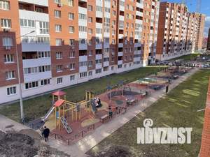 2-к квартира, вторичка, 64м2, 4/10 этаж