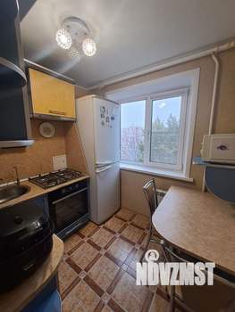 2-к квартира, вторичка, 43м2, 3/5 этаж