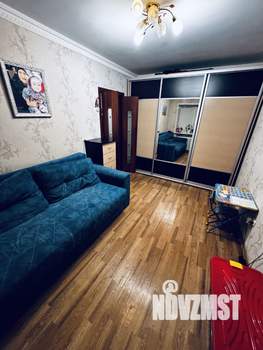 2-к квартира, вторичка, 43м2, 1/4 этаж