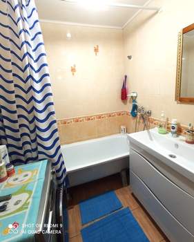 2-к квартира, вторичка, 63м2, 4/4 этаж