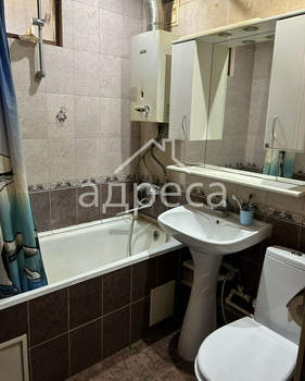 2-к квартира, вторичка, 42м2, 4/5 этаж