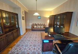 5-к квартира, вторичка, 215м2, 2/5 этаж