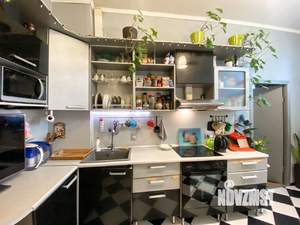 2-к квартира, вторичка, 64м2, 4/4 этаж