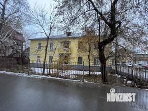 3-к квартира, вторичка, 70м2, 1/2 этаж