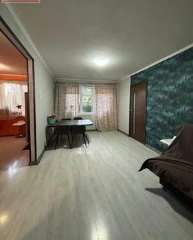 2-к квартира, вторичка, 45м2, 1/5 этаж