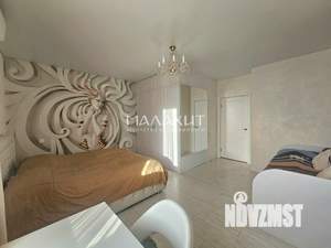 2-к квартира, вторичка, 57м2, 17/18 этаж