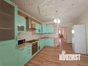 3-к квартира, вторичка, 164м2, 9/10 этаж