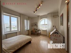 3-к квартира, вторичка, 140м2, 10/10 этаж