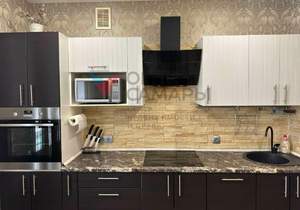 1-к квартира, вторичка, 42м2, 4/10 этаж