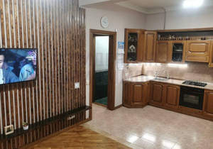 3-к квартира, вторичка, 81м2, 2/5 этаж