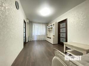 2-к квартира, вторичка, 45м2, 3/5 этаж