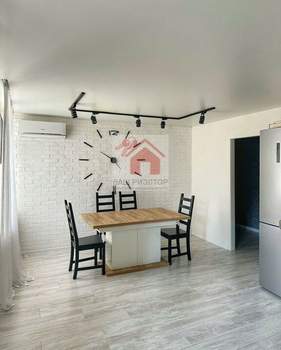 3-к квартира, вторичка, 105м2, 7/10 этаж